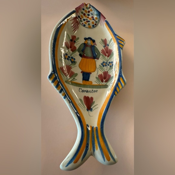 Contemporary Quimper Fish Plate for Display, for Sardines, Olives or Pickles. - Picture 2 of 4